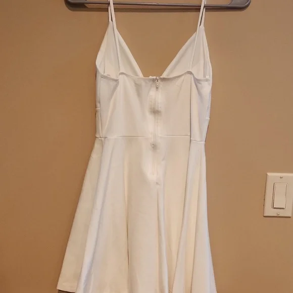 NWT Windsor all white spaghetti straps sun dress womans size XS - Picture 4 of 7